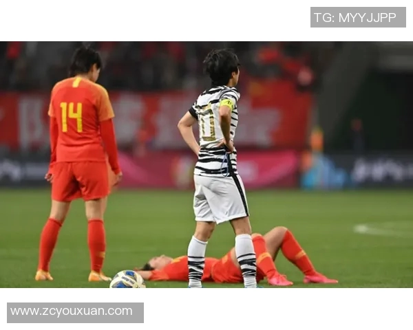 韩国女足球星池笑然：崭露头角的足球新星与未来之星